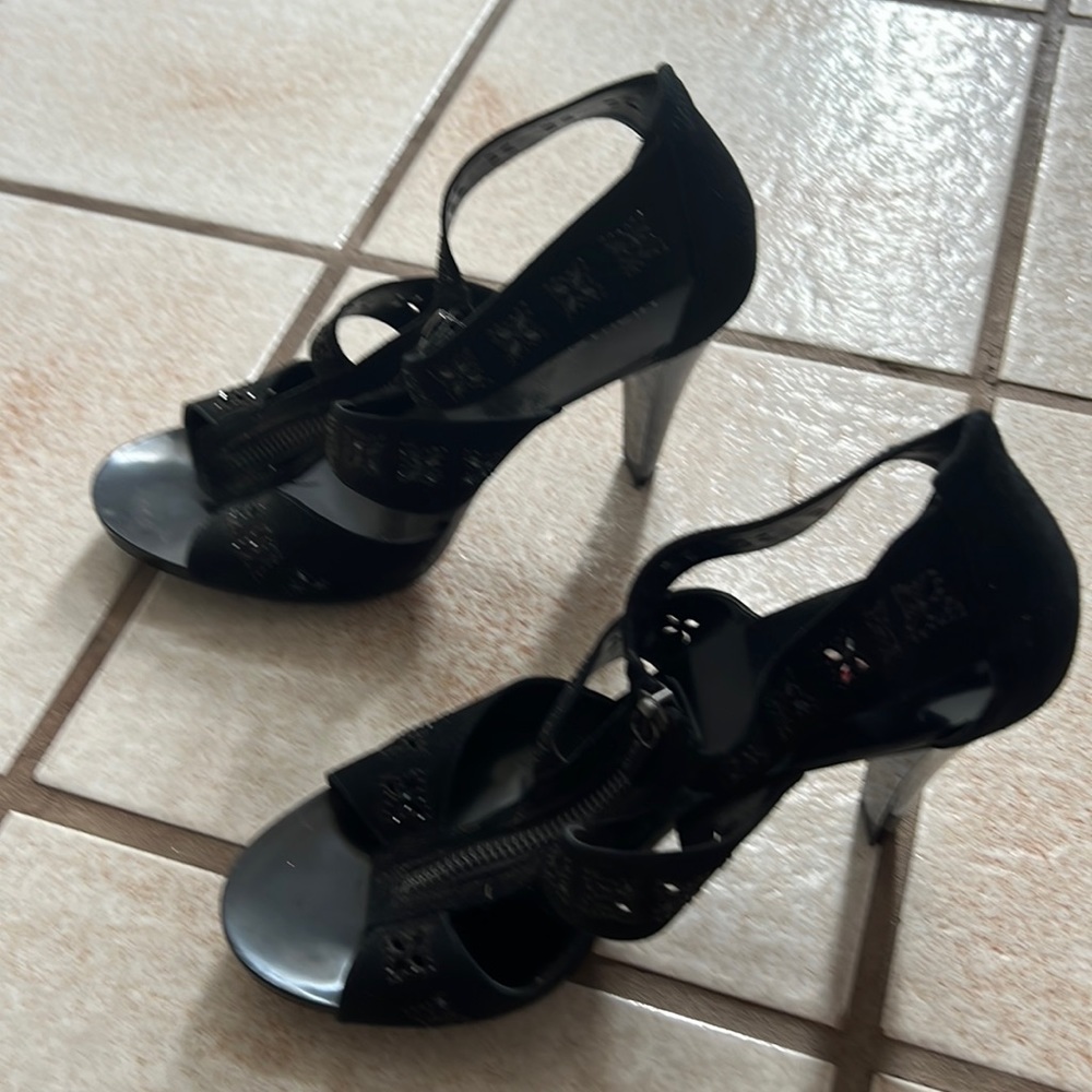 Michael Kors High Heeled Black Sandals with Front Zipper. Wore once to wedding.